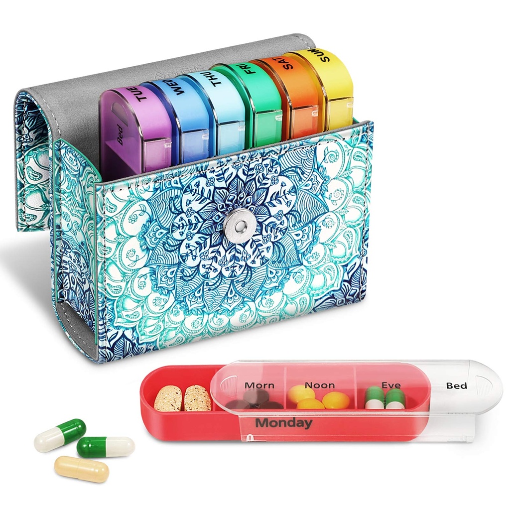 FINPAC Weekly Pill Organizatorii 4 ori pe zi, Slide Open PU din piele caz de călătorie Pilula Vitamina Medicina Reminder și Planner cu nume card pentru dimineața